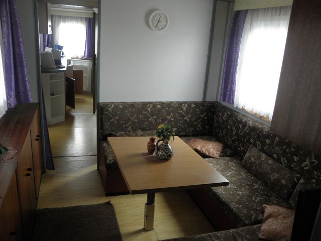 k-Mobilheim Veranda Wohnbereich.JPG